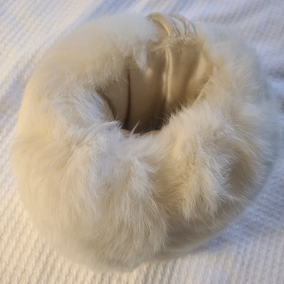 White Rabbit Fur Muff - Picture 2 of 2
